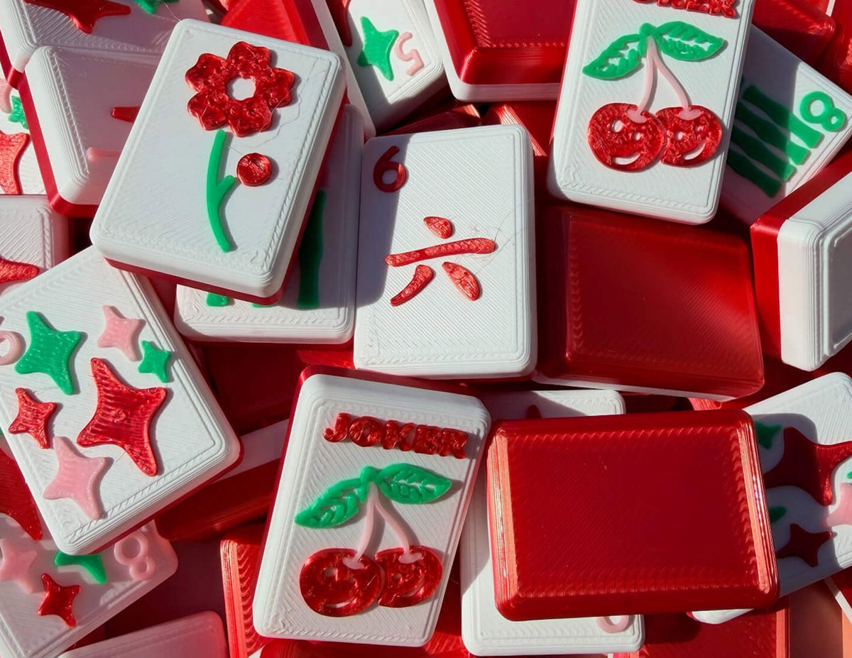 Floating Mahjong Tiles